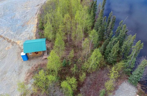 Houston House | Relaxing Rustic Cabin Retreat, Dry Cabin Experience And Year Round Fishing Fun in Houston, Alaska