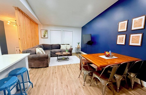 Kilbourne House | Remodeled 3BR 2B 15 min to OSU Near Top Hospitals Nightlife Quiet Area