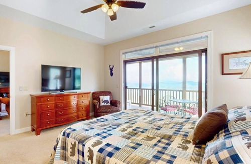 Sugar Mountain Condo | Reserve II 9B Mountain Views Near Ski Slopes