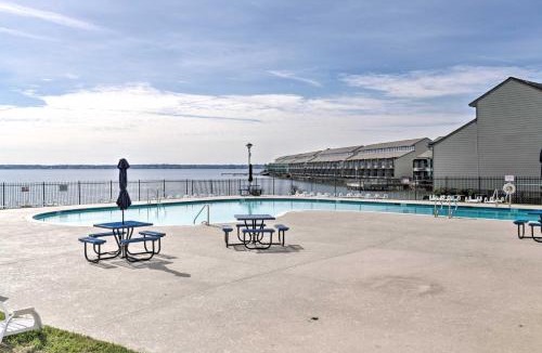 Seven Coves House | Resort-Style Lake Conroe Retreat w/Balcony & View
