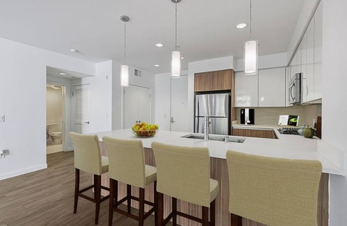 Campbell Condo | Revere Retreat – Modern 1BR with Pool