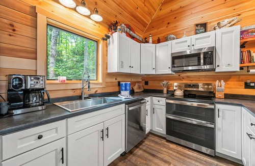 Lincoln House | Richardson Pond - rare opportunity to rent on this body of water!