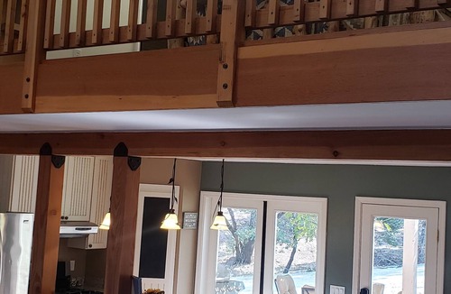Somerset Cabin | River Front Home on 6+ Acres - Hot tub/Dog Friendly/Game Room