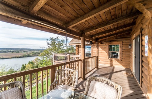 Union Cabin | Riverview Log Cabin Lodge Near Creation Museum & Arc Encounter