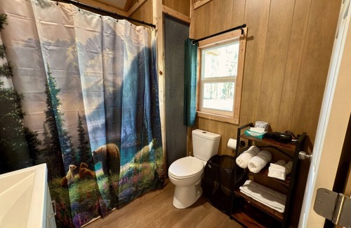 Tok Cabin | Roberts Lodge in Tok, Alaska