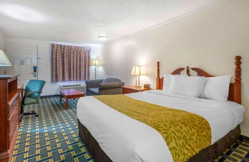 Hilliard Hotel | Rodeway Inn Hilliard/Columbus
