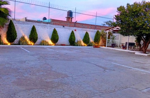 Durango House | Rose Room, Paseo Durango