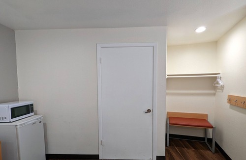 South San Francisco Hotel | Royal Inn