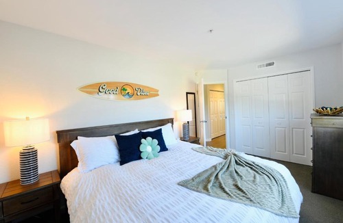 Rio del Mar Apartment | Royal Villa - Ocean View - Heated 80° Pool - Amazing 1 Bedroom - 3 Beds - End Unit