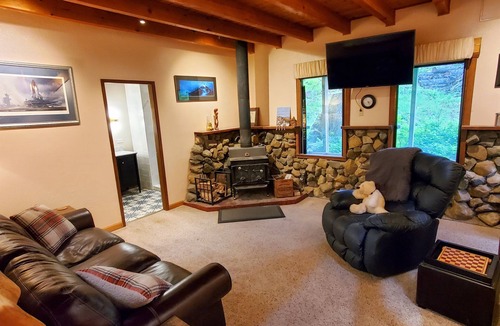North Douglas Cabin | Rustic Cabin & A-Frame w/Firepit