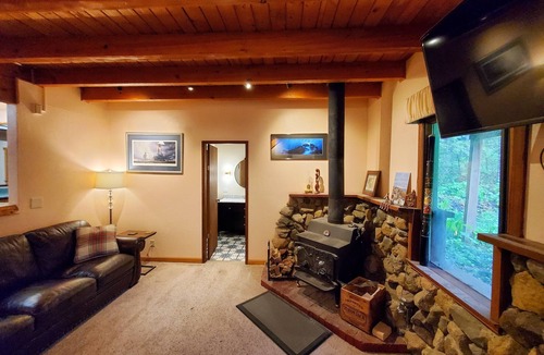 North Douglas Cabin | Rustic Cabin & A-Frame w/Firepit