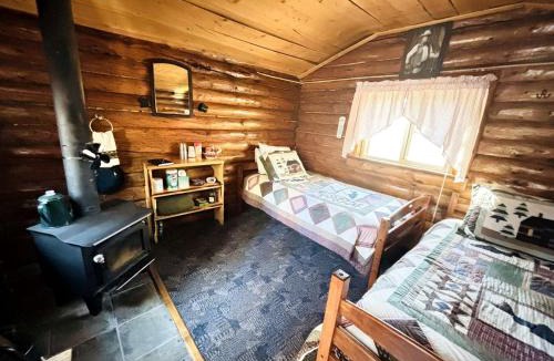 Mentasta Lake House | Rustic Historic Cozy Creekside Cabin with Steam Sauna near Log Cabin Creek, Tol, Alaska