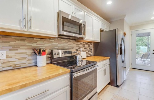 Diamondhead House | Rustic Oaks -Golf Cabin