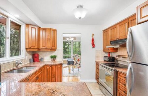 Halton Regional Municipality House | Rustic Riverfront Escape with Sauna in Burlington