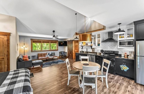 Nebo Apartment | Sail Away Suite
