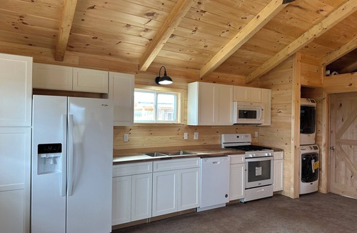 Lubec Cabin | SANDY'S BEACHFRONT CABIN A visit eastern most point in US 1 mile by state park
