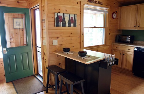 Hanover House | Sandy Waterfront Cabin on Howard Pond - 12 minutes to Sunday River Ski Resort