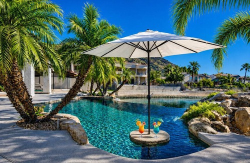 Arrowhead Lakes House | Santorini-Waterfront Wishes-With heated pool boat, hot-tub, private dock