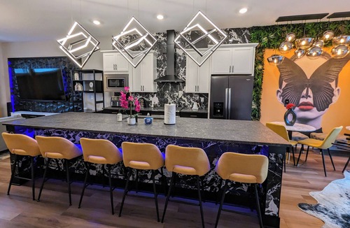 Chattanooga House | Sauna | Game Room | EV Charger | 5 min to Downtown