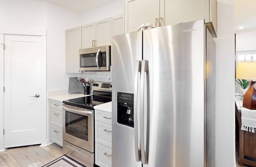 Big Water House | Scenic dog-friendly acreage with enclosed yard, grill, open layout, & streaming