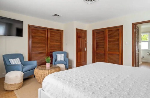 Rehoboth Beach Hotel | Sea Shell Room — Bright Coastal Luxury with Extra Space to Unwind