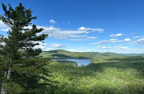 Stoneham Ski Chalet | Secluded A-Frame with Dark Sky Stargazing near White Mountain National Forest, Stoneham, Maine