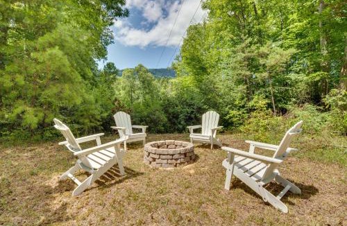 Old Fort House | Secluded Mountain Retreat: 30 Mi to Asheville!