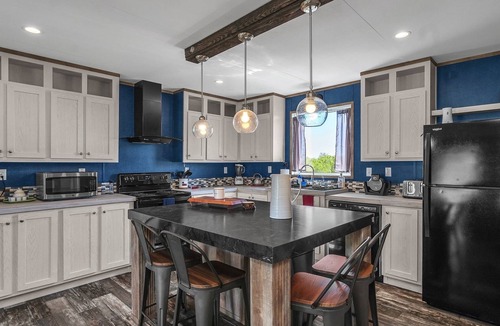 Converse House | Secluded Texas Ranch - Near SA · Horses · 3 Acres