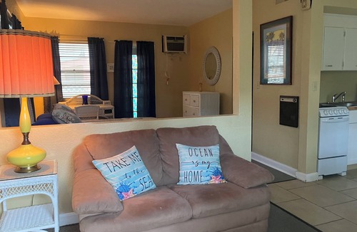 Bay Esplanade Apartment | Serene 1-bedroom apartment with a great view of the water!
