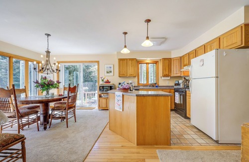 Steuben House | Serene Steuben Home w/Scenic Ocean Views!