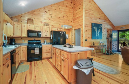 Ellijay Cabin | Serenity Moon, a Spacious Cabin in Coosawattee River Resort, North GA Mountains