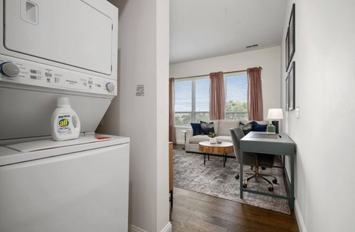 Short North Apartment | Short North 1BR | Near OSU | Garage | Elevator