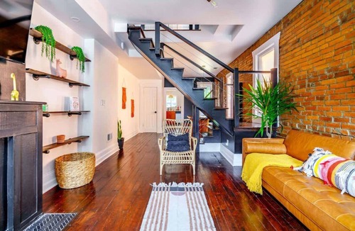 Italian Village House | Short North/Downtown | Walk to Convention Center | Free Parking | 5,800+ Reviews