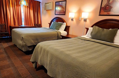 Manitou Springs Hotel | Silver Saddle Motel