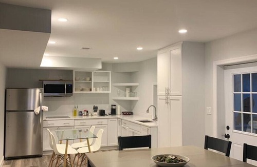 Fairland House | Silver Spring Tranquil Bliss-2BR/1BA Nature/Access