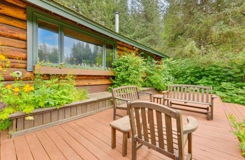 Diamond Ridge House | Ski, Hike & Snowshoe: Homer Getaway w/Fire Pit