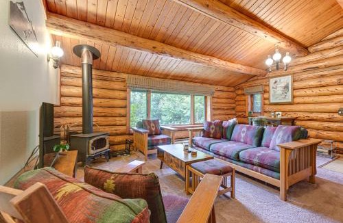 Diamond Ridge House | Ski, Hike & Snowshoe: Homer Getaway w/Fire Pit