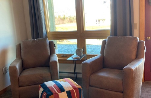 Carrabassett Valley Condo | Ski in/Ski Out at Sugarloaf