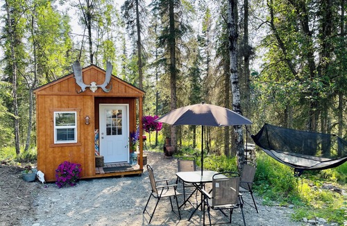 Kasilof Cabin | Small Dry Cabin Between Kenai and Kasilof Rivers.