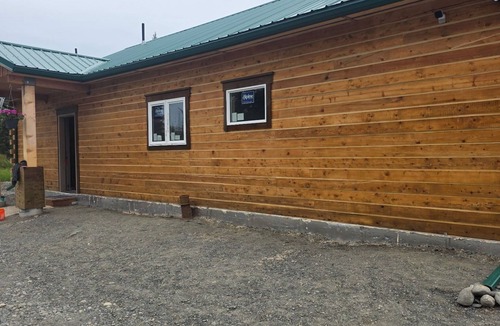 Soldotna House | SOLDOTNA SILVER TIP LODGE — Authentic Alaska Log Lodge Near World-Class Fishing