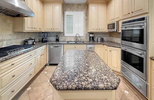 Pleasanton Apartment | Spacious 2bd/3bath - Close to Livermore, Dublin Pets OK