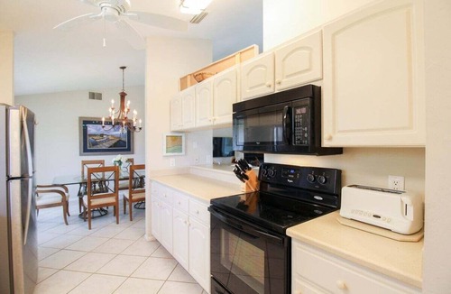 Murex Lakes House | Spacious 3/2 pool home on Sanibel Island - 10 min walk to beach - Lily Pad