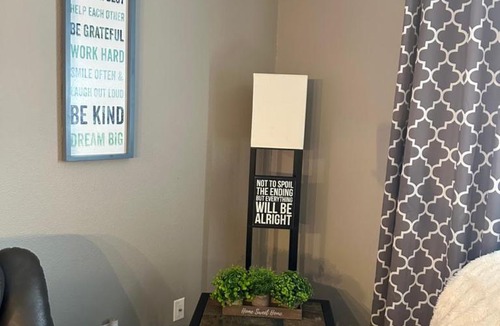 Midtown Anchorage Apartment | Spacious 3 BD Close To Everything! You’ll Love It!