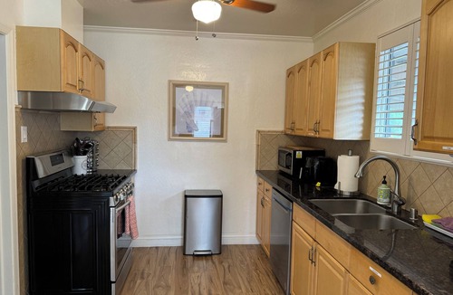 San Jose House | Spacious 4-bedroom house with pretty yard in downtown San Jose