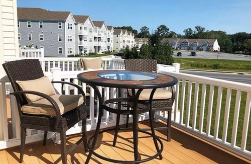 Rehoboth Beach House | Spacious 4BR/3.5BA Townhouse w/Pool & Linens, 2 Miles to Rehoboth Boardwalk