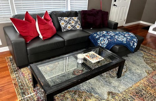 Columbus House | Spacious 4BR Close to Airport for Work and Families