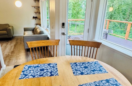 Abbott Loop House | Spacious Alaska Basecamp - Close to Trails, Wildlife, Shopping, & Adventures