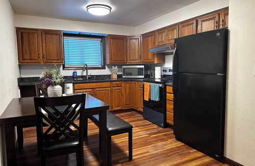 Russian Jack Park Apartment | Spacious & comfy apt near JBER