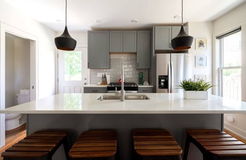 Italian Village Cottage | Spacious Cottage in the Heart of Italian Village