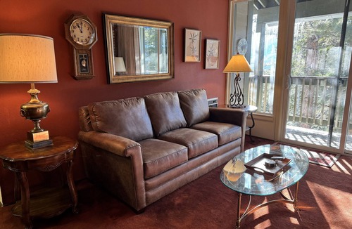 Mammoth Lakes Cabin | Spacious cozy condo with large loft , Near Both Canyon Lodge & Village